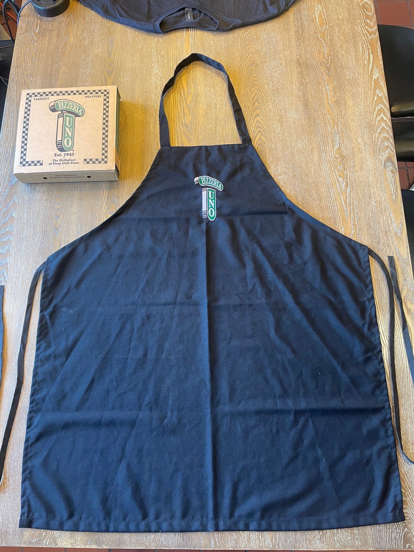 Uno's Cooking Apron